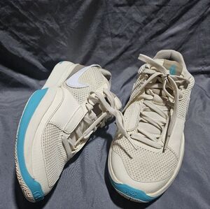 Nike Cream and Teal Athletic Sneakers